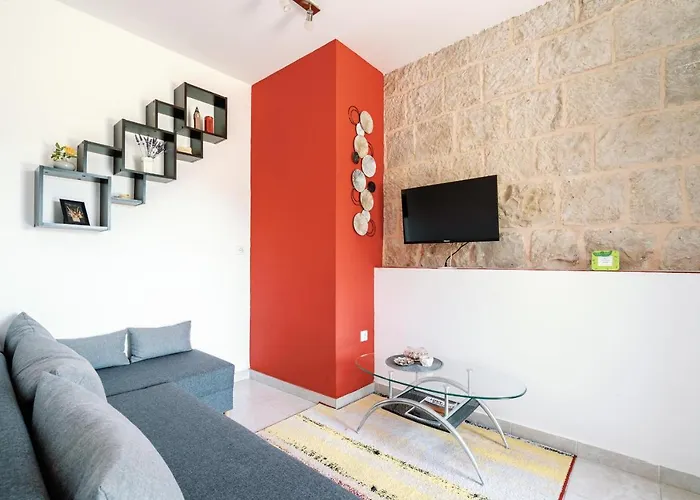 Apartament Charming Little *